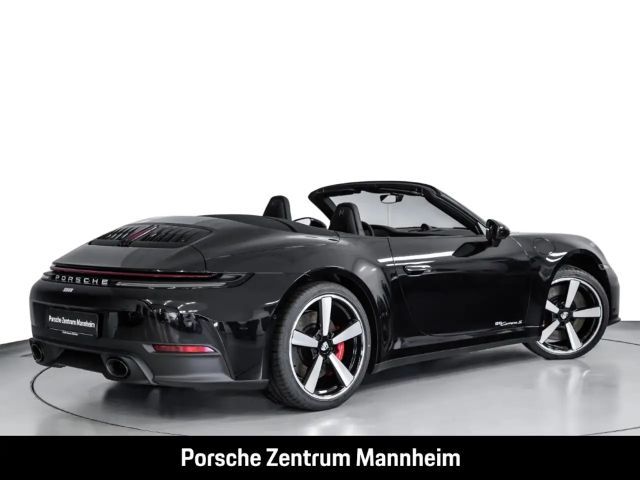 Porsche 992 Cabrio Carrera S