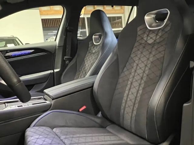 Volkswagen Passat 2.0 TDI 4Motion R-Line Variant