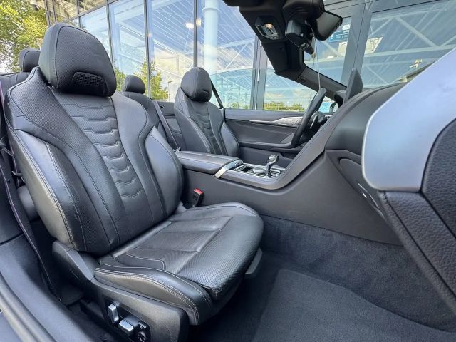 BMW 840 840i Cabrio M-Sport xDrive