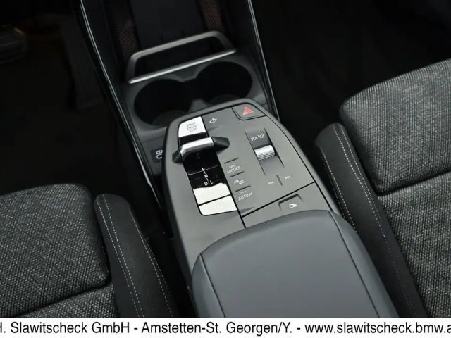 BMW 218 218d Active Tourer Sedan