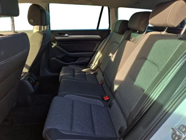 Volkswagen Passat 2.0 TSI Business DSG Variant