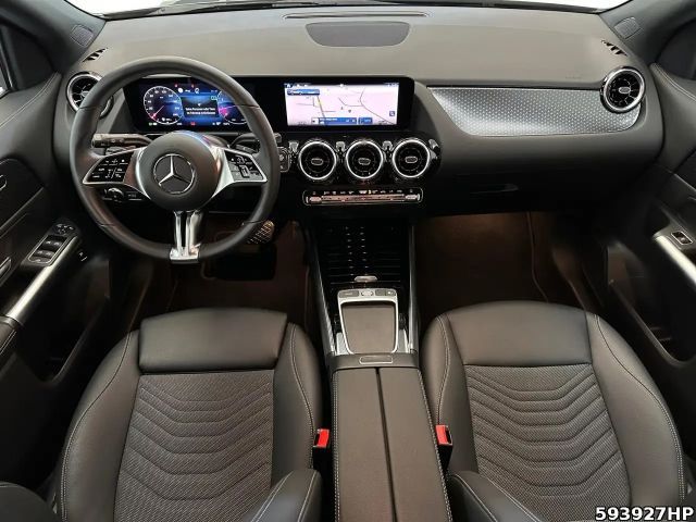 Mercedes-Benz GLA 200 Progressive