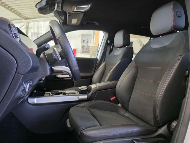 Mercedes-Benz GLB 250 AMG Line