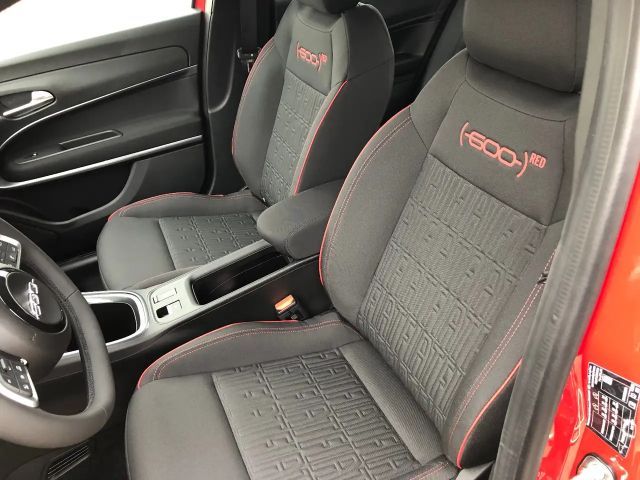 Fiat 600e Elektro Red *LED Scheinwerfer Klimaauto PDC*