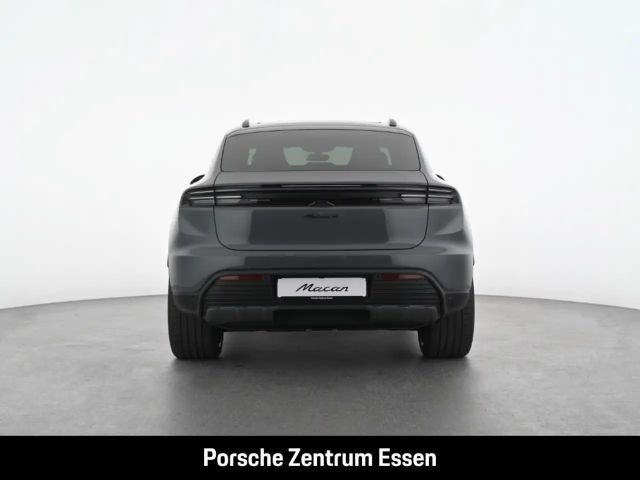 Porsche Macan 4