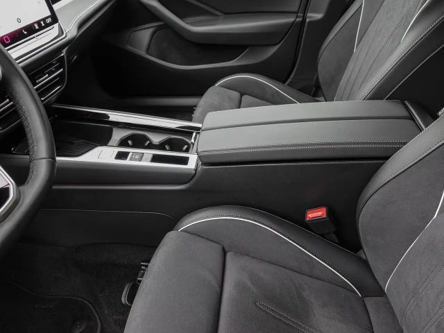 Volkswagen Passat Elegance Elegance