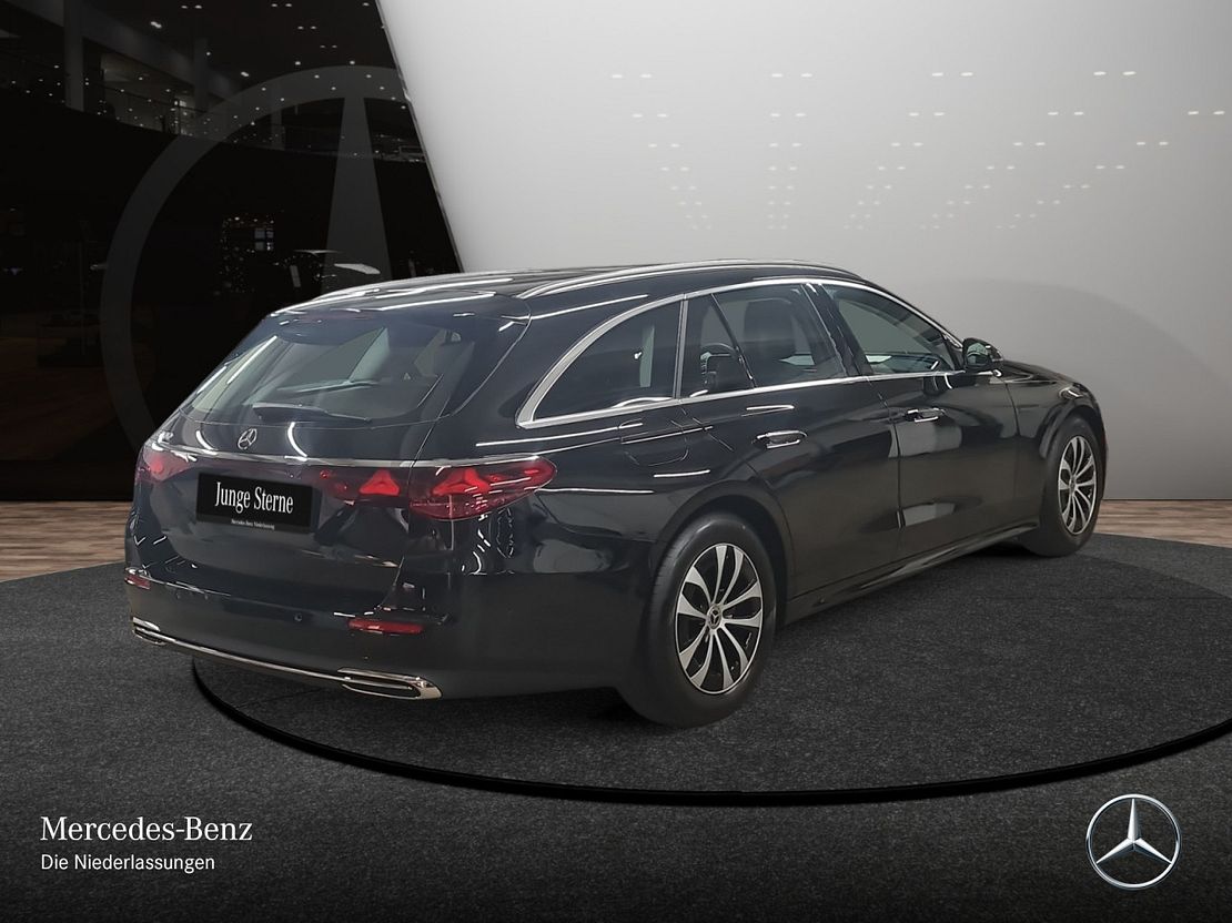Mercedes-Benz E 200 AVANTGARDE Estate
