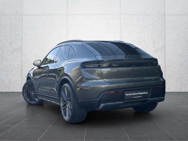 Porsche Macan 4