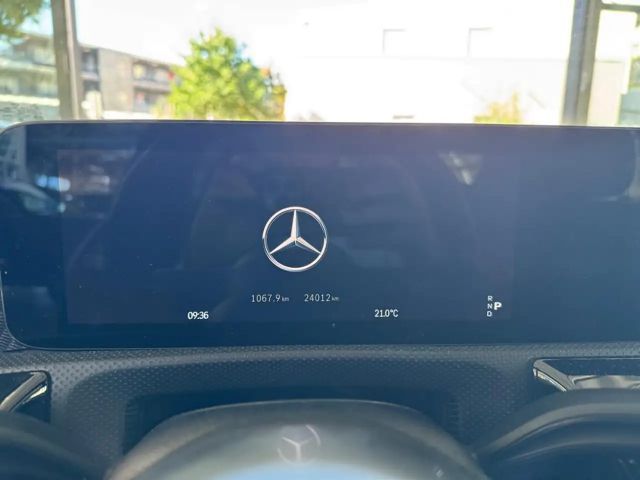 Mercedes-Benz CLA 180 Coupé Progressive