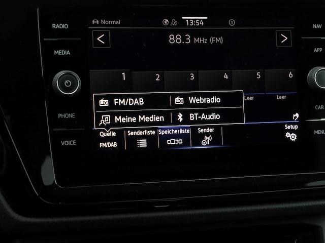 Volkswagen Touran DSG IQ.Drive R-Line