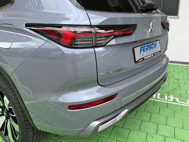 Mitsubishi Outlander 4WD PHEV