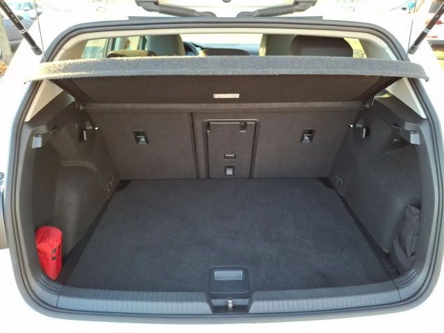 Volkswagen Golf DSG Life