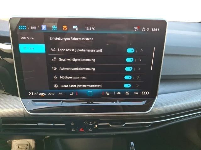 Volkswagen Golf DSG Style eHybrid