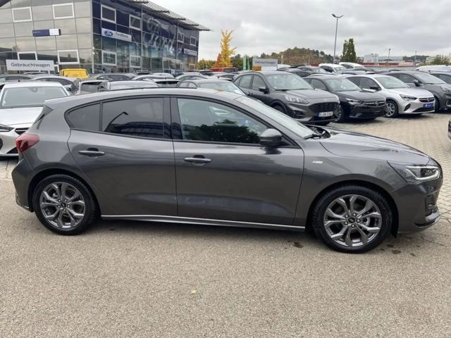 Ford Focus ST Line