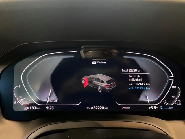 BMW 320 320e M-Sport Touring