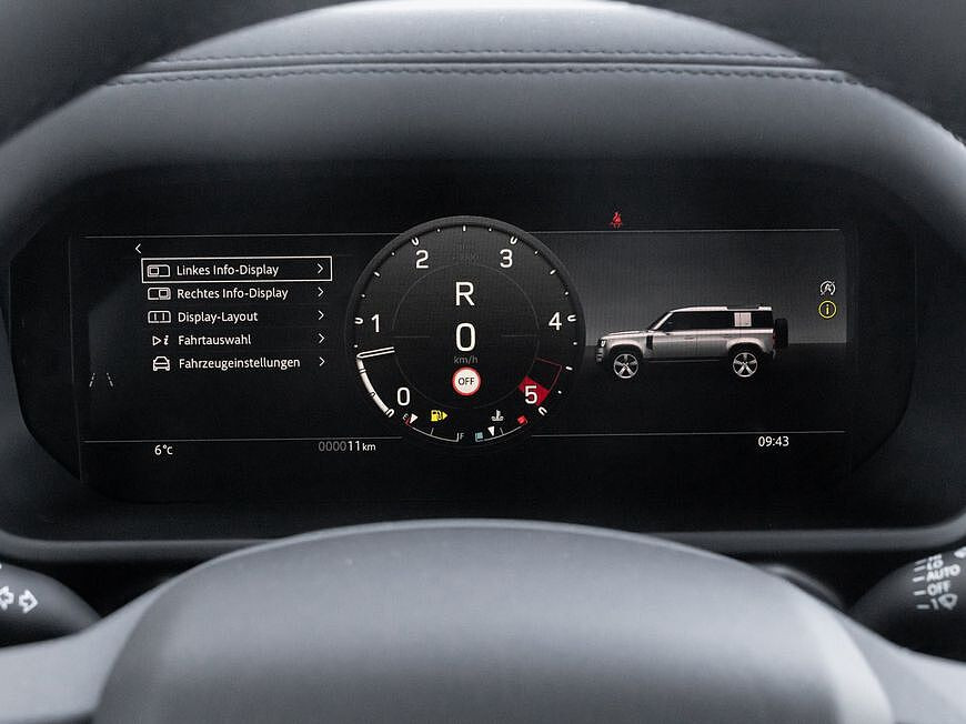 Land Rover Defender 110 Dynamic SE