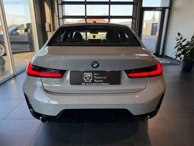 BMW 320 320e M-Sport Sedan