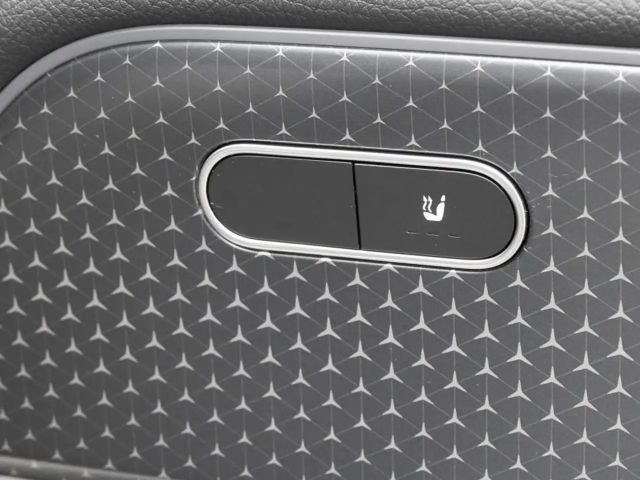 Mercedes-Benz EQA 300 4MATIC