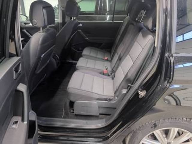 Volkswagen Touran 1.5 TSI DSG