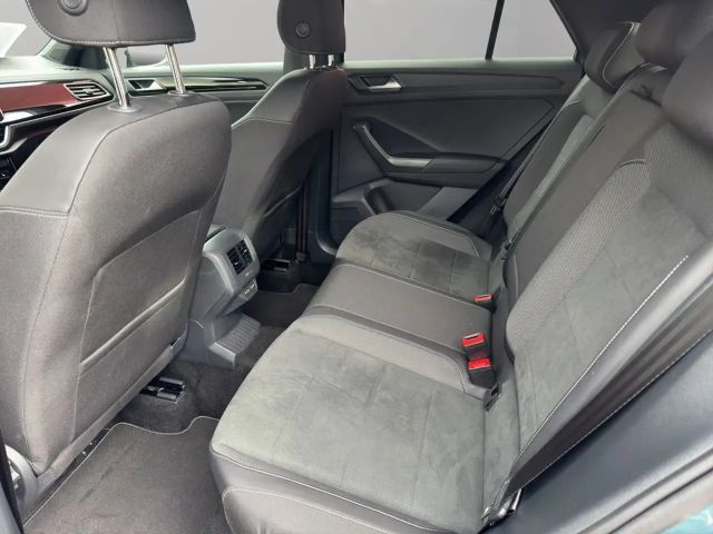 Volkswagen T-Roc 1.5 TSI DSG R-Line