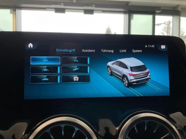 Mercedes-Benz EQA 300 4MATIC