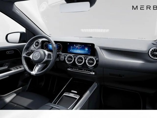 Mercedes-Benz B 220 4MATIC Progressive Sedan