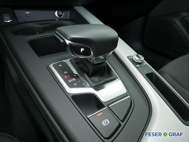 Audi A4 30 TDI Avant S-Tronic