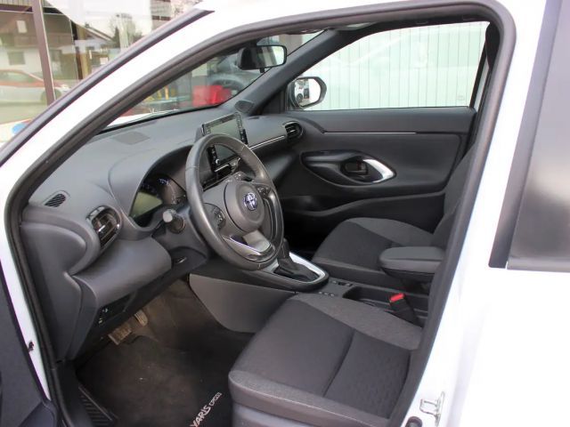 Toyota Yaris Cross Hybride Team D