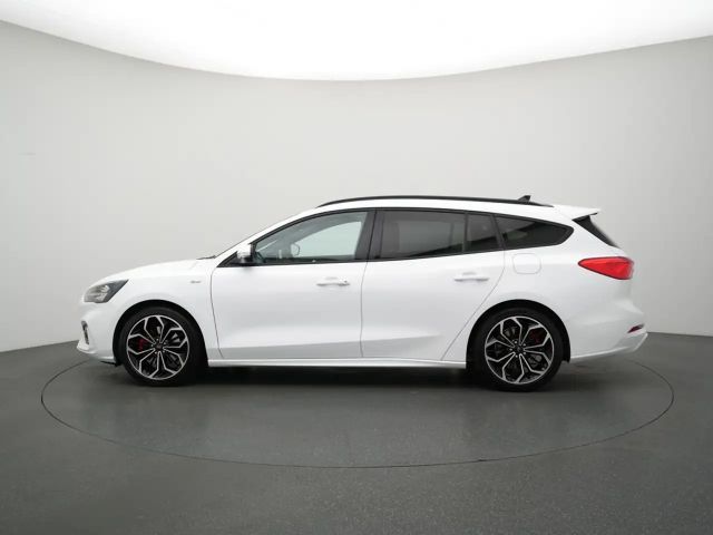 Ford Focus ST Line Wagon