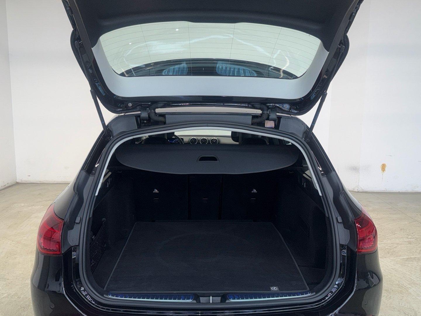 Mercedes-Benz C 200 AVANTGARDE Estate