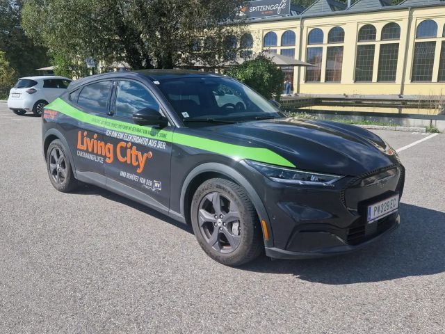 Ford Mustang Mach-E AWD Extended range