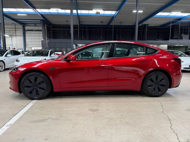 Tesla Model 3 RWD