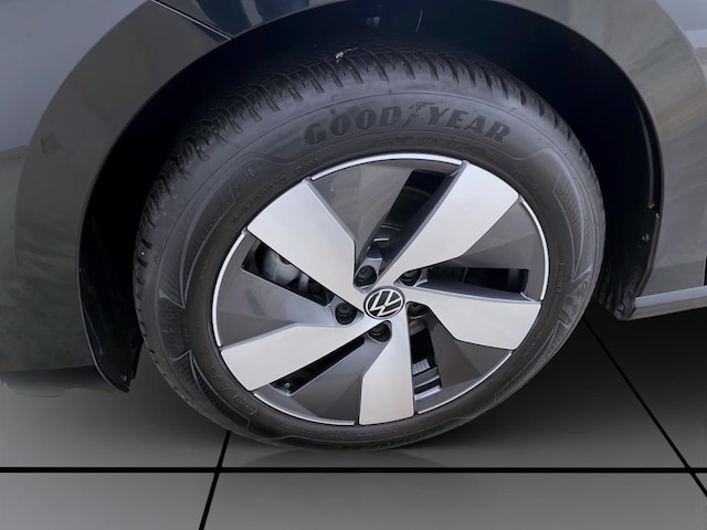 Volkswagen Passat 1.5 eTSI Business DSG