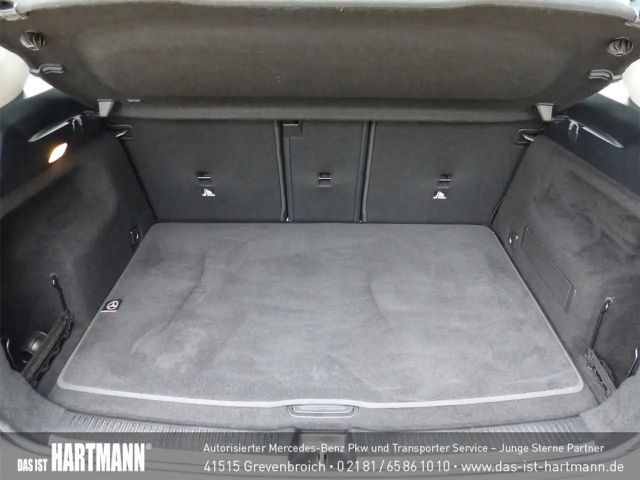 Mercedes-Benz B 180 Progressive Sedan