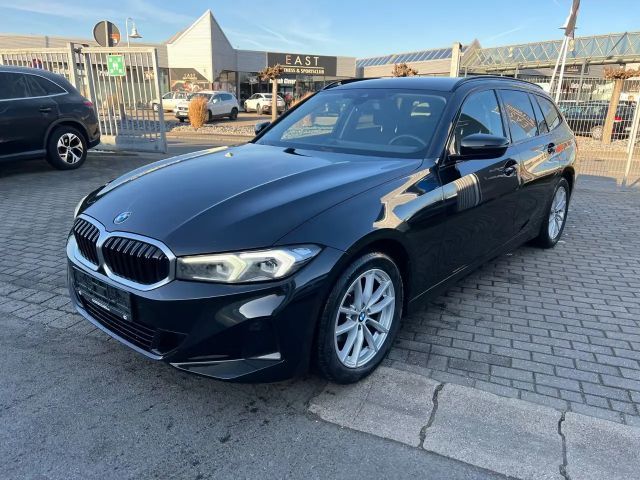 BMW 320 320d Touring xDrive