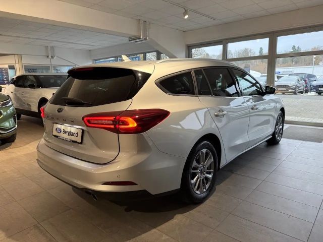 Ford Focus Titanium Wagon