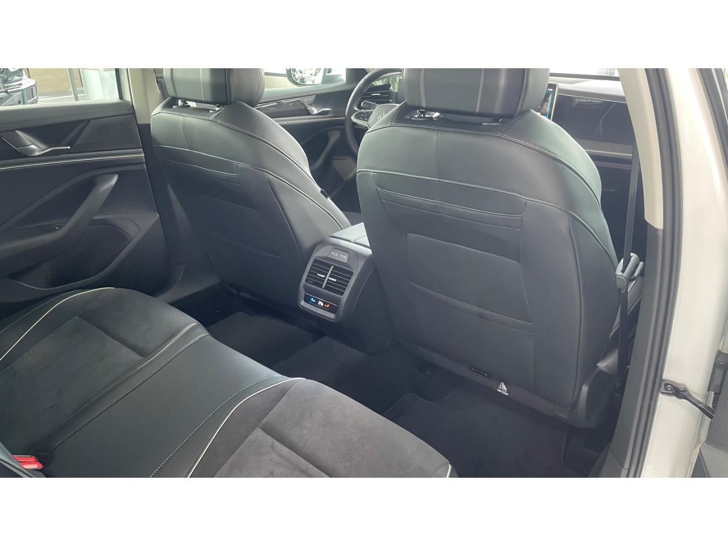 Volkswagen Passat Business IQ.Drive Variant