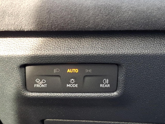 Volkswagen Tayron 2.0 TDI IQ.Drive R-Line