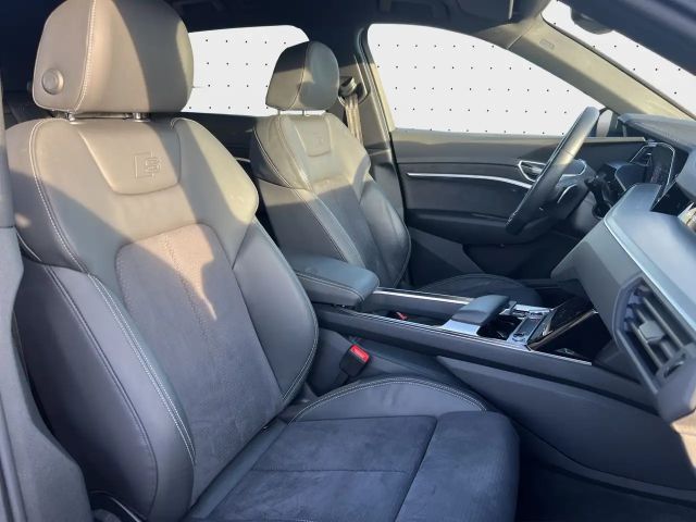 Audi Q8 e-tron 50 Quattro S-Line