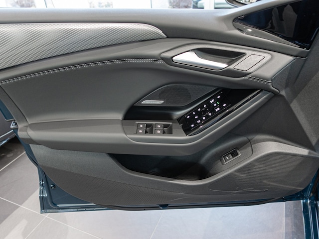 Audi A6 e-tron Avant Quattro