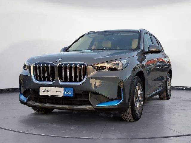 BMW iX1 xDrive30