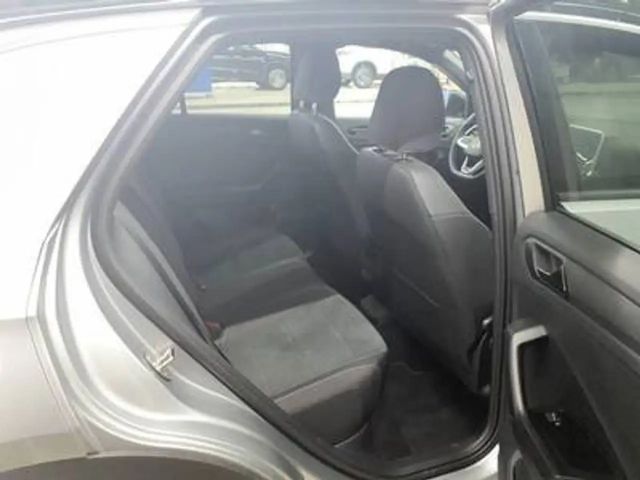 Volkswagen T-Roc 1.5 TSI DSG R-Line