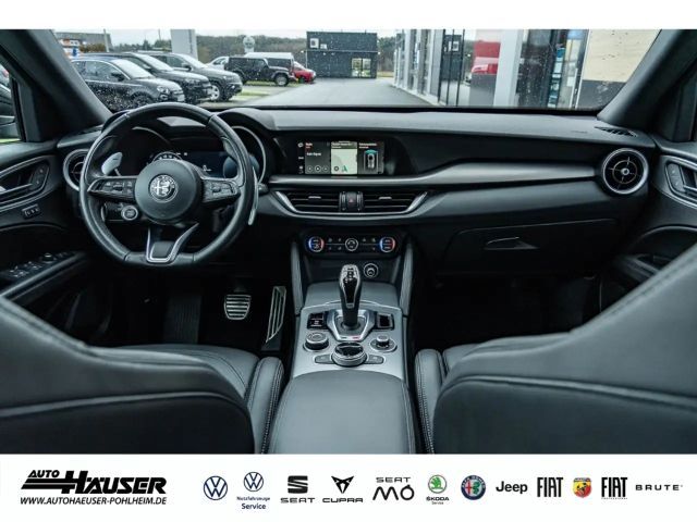 Alfa Romeo Stelvio AT8 Q4 Veloce