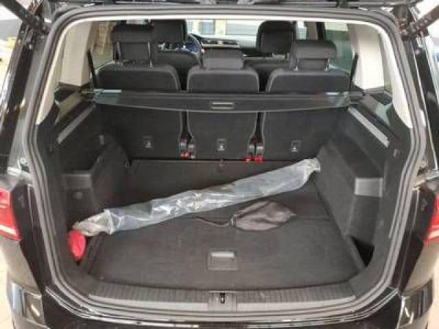 Volkswagen Touran 1.5 TSI DSG R-Line