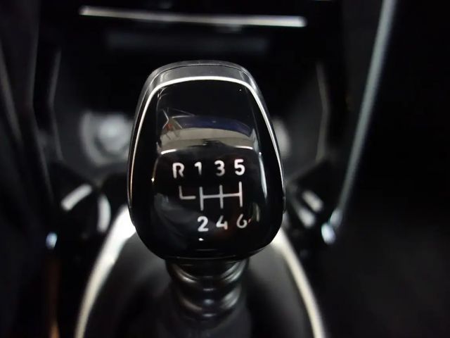 Peugeot 208 Allure Pack PureTech