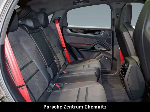 Porsche Cayenne Coupé GTS