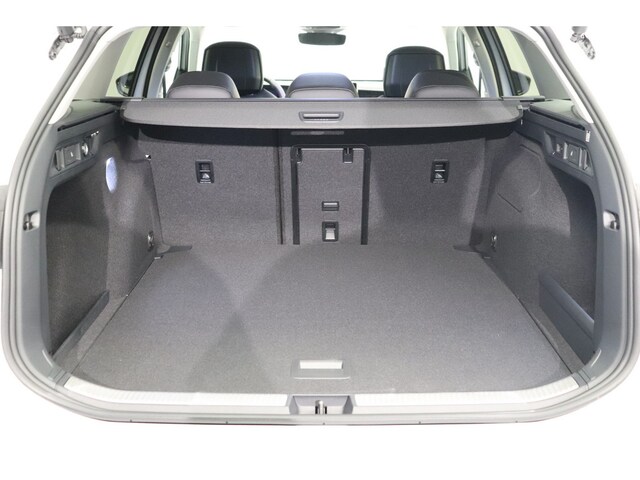 Volkswagen Passat 1.5 eTSI Business DSG