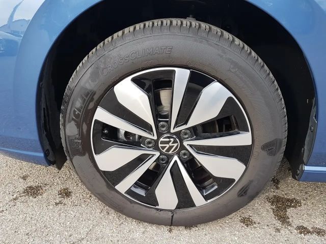 Volkswagen Golf 1.5 eTSI DSG