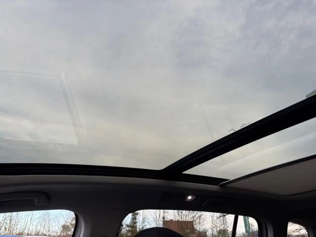 Volkswagen Touran DSG Highline