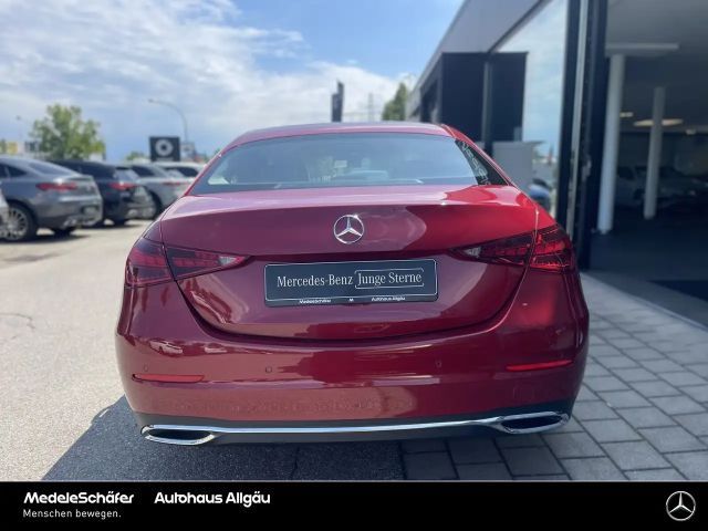 Mercedes-Benz C 200 AVANTGARDE Sedan